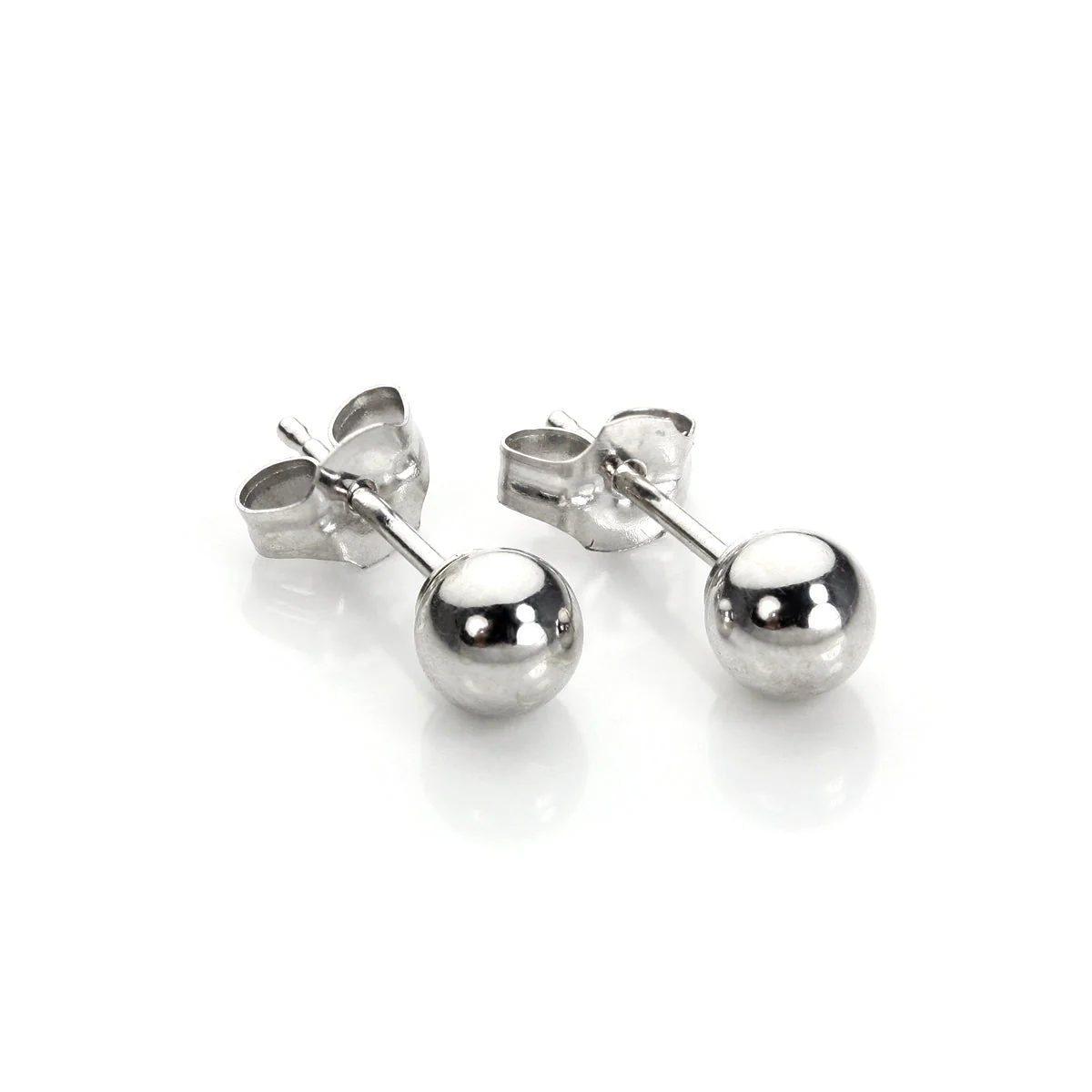 9ct White Gold 3mm - 7mm Stud Earrings - Image 3