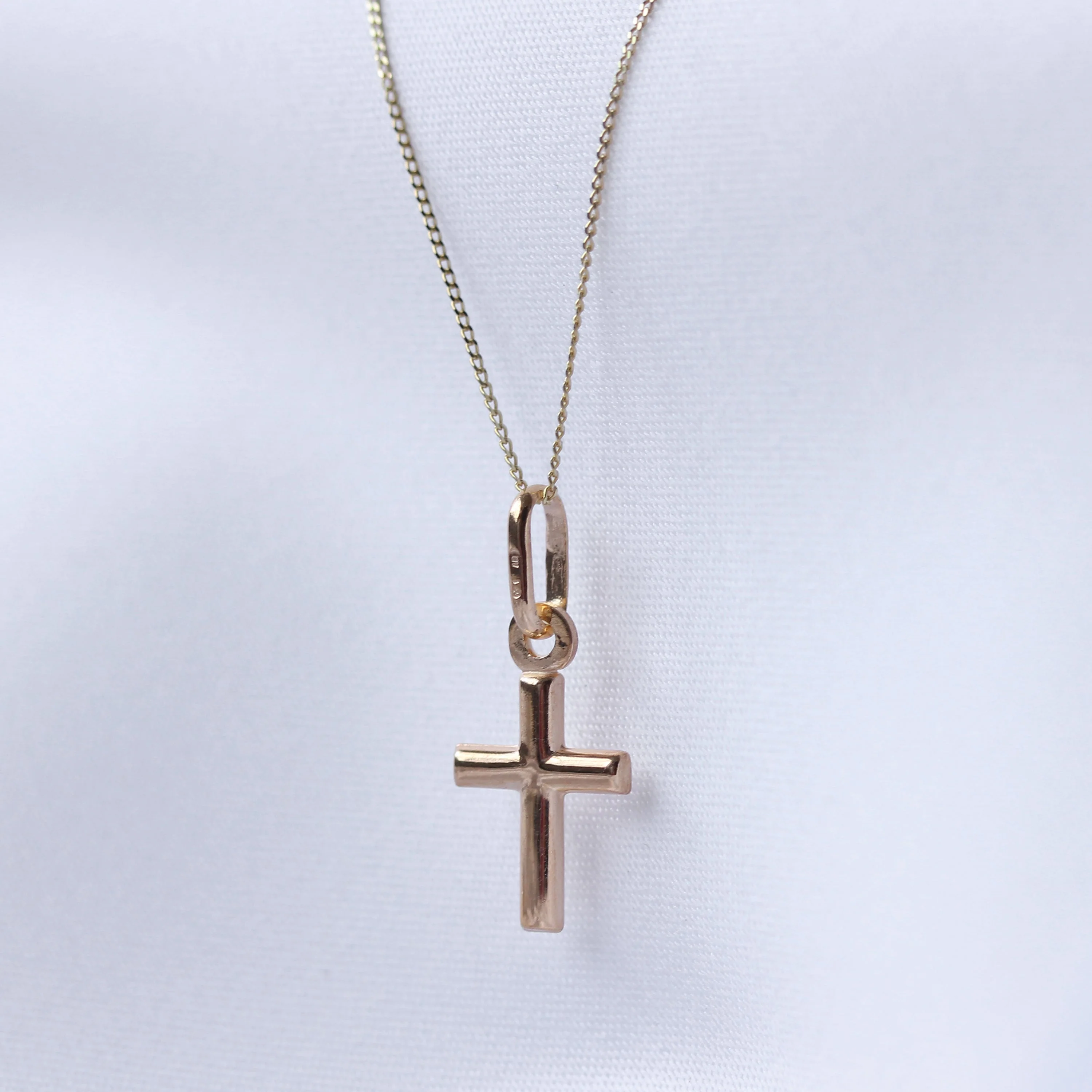 9ct Yellow Gold Plain Cross Necklace - 16 - 22 Inches - Image 2
