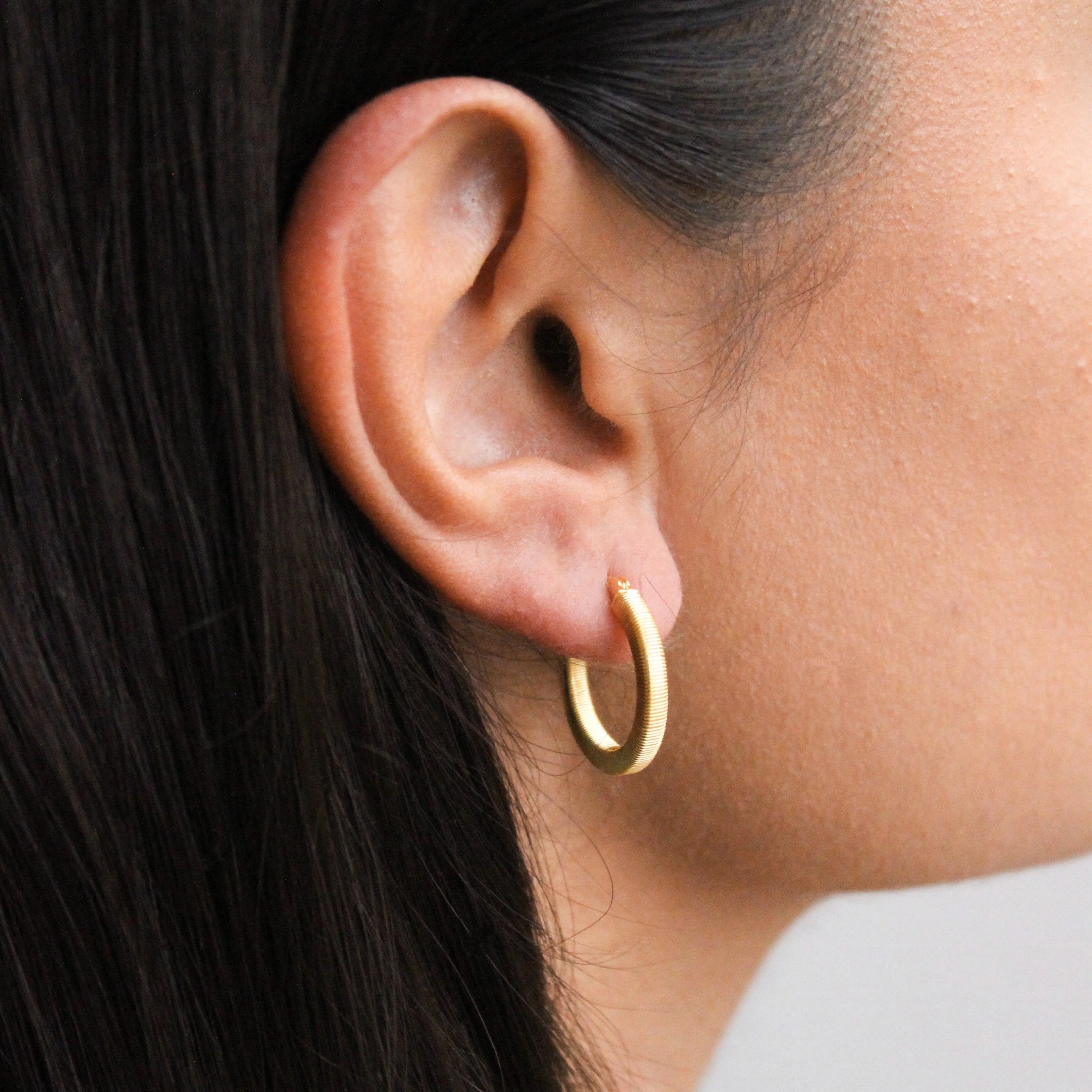Gold Plated Sterling Silver Chunky Lined 20mm Hoop Earrings - Image 2