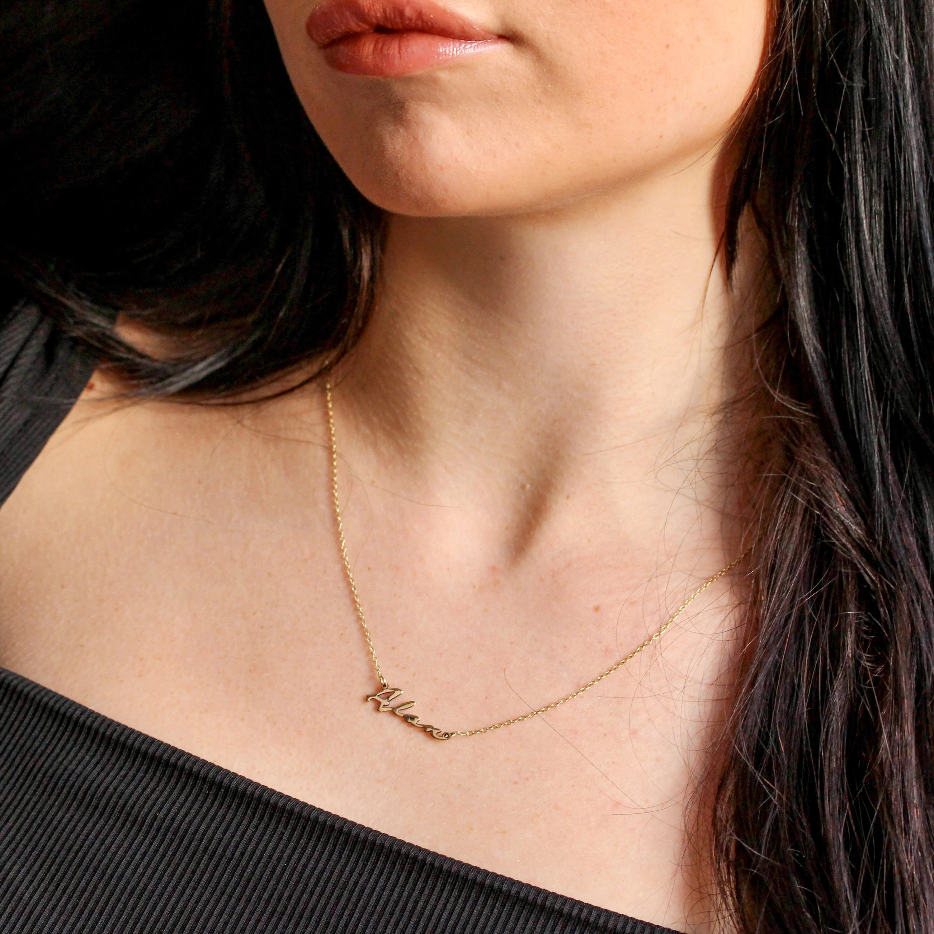 Personalised 9ct Gold Name Necklace - Image 3