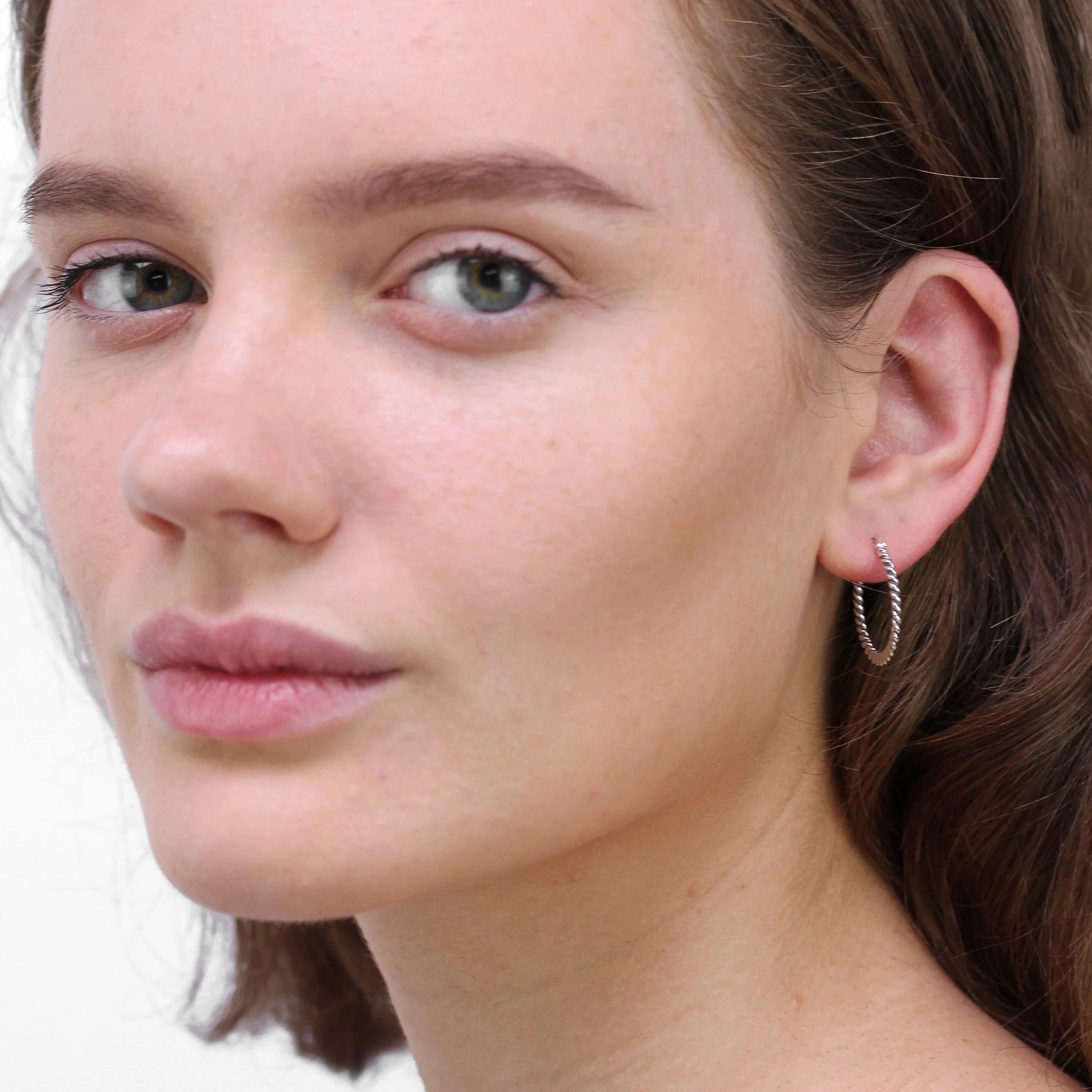 Sterling Silver 21mm Woven Hoop Earrings - Image 2