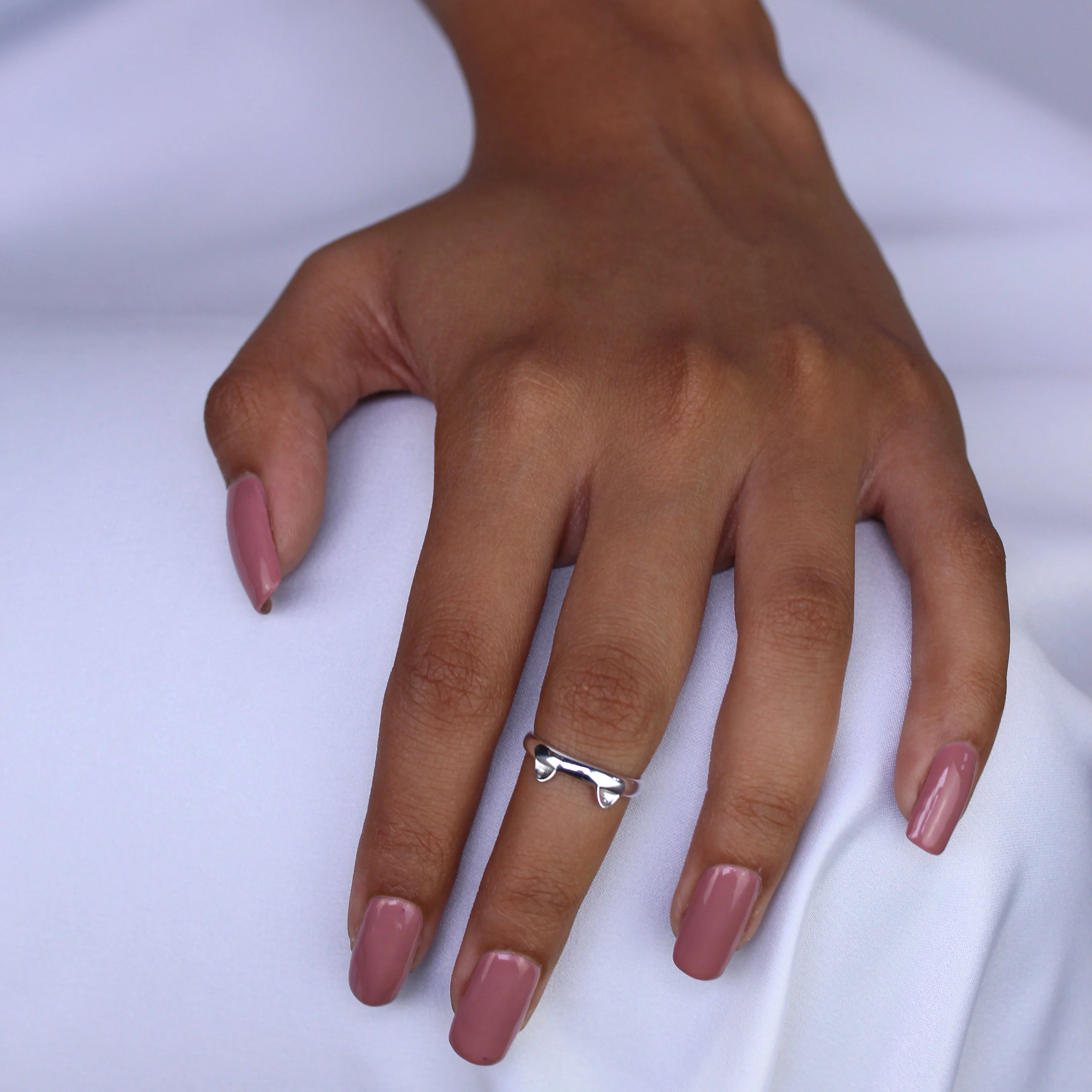 Sterling Silver Cat Ears Midi Toe Ring - Image 3