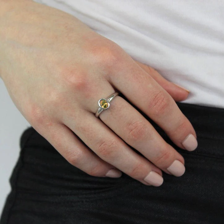 Sterling Silver & Citrine CZ Crystal Oval November Birthstone Ring Sizes J - U - Image 2