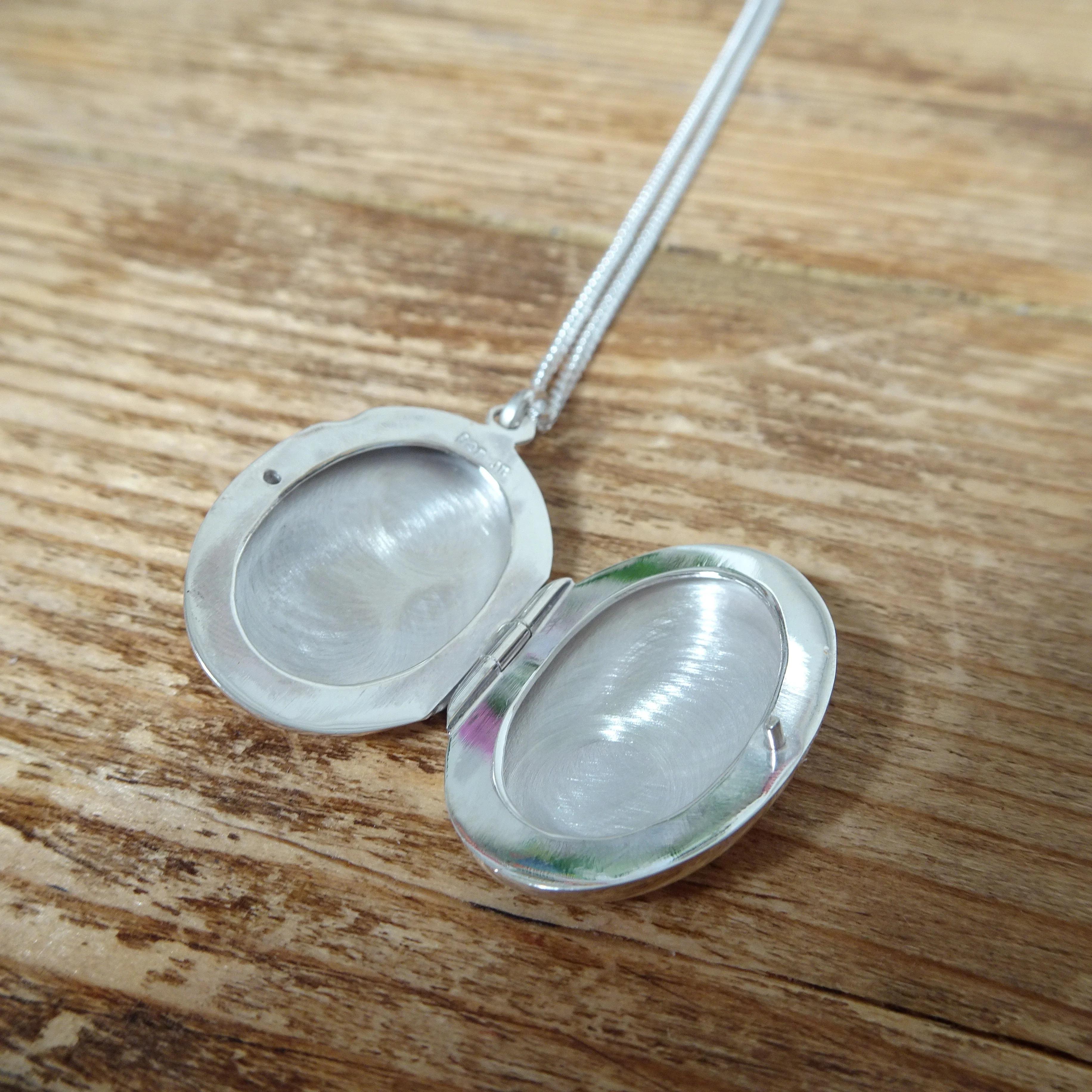 Sterling Silver Oval Flowers Locket on Chain 16 - 24 Inches - Image 6