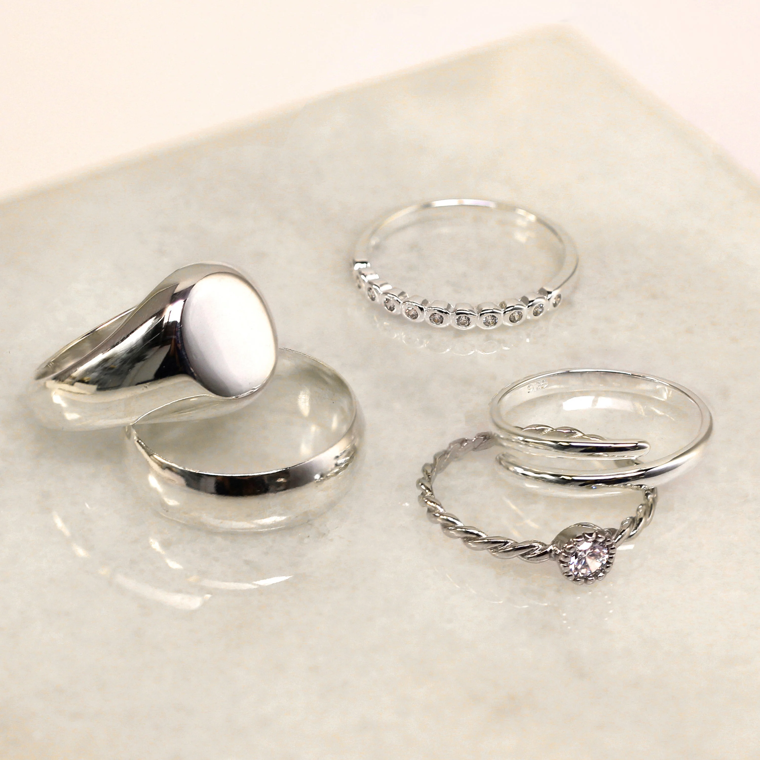 Sterling Silver Plain 2mm Band Adjustable Midi Toe Ring - Image 3